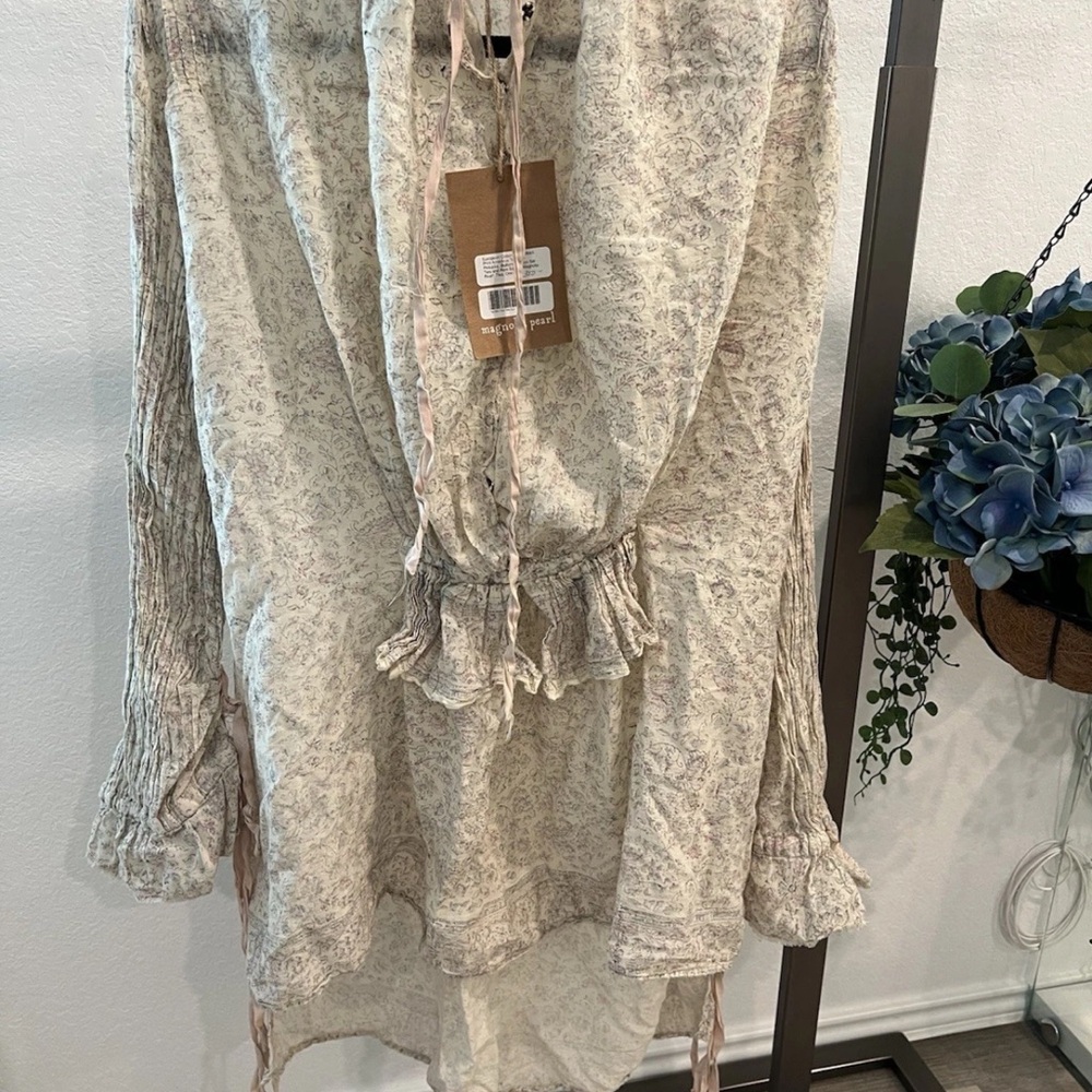 Magnolia Pearl Floral Lace Blouse Tika Amadeus pin tucks (item 12.2)